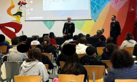 Lezione anti-bullismo per gli studenti di Santa Luce dai Carabinieri, legalità è il focus.