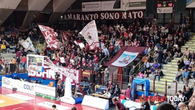 Libertas Livorno vince contro Geko Sant'Antimo 83-68, festa amaranto al PalaMacchia