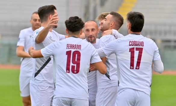 Livorno batte Poggibonsi 3-0, passa agli ottavi