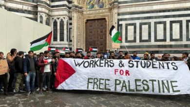 Manifestanti pro-Palestina bloccano accesso Duomo Firenze - Ansa