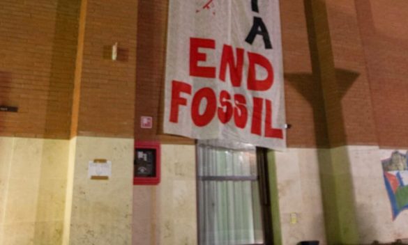 Occupazione notturna del Polo Carmignani per la mobilitazione "End Fossil", in breve.