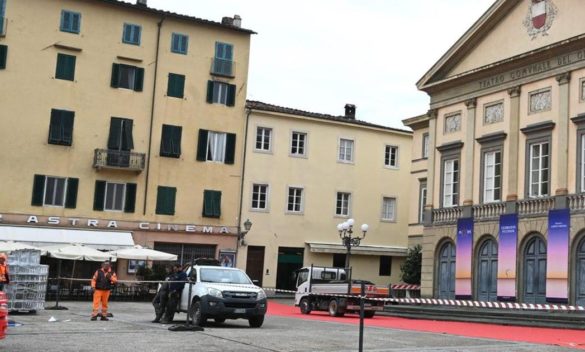 Piazza del Giglio sarà oggetto di un restyling "profondo" con lavori in corso.