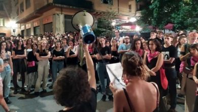 Protesta in centro a Pisa contro violenza sulle donne