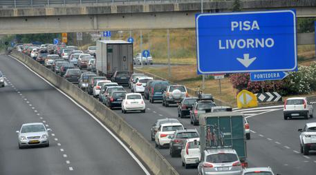 Riaperta la seconda corsia per l'Interporto di Livorno, lavori in corso per riapertura verso Firenze