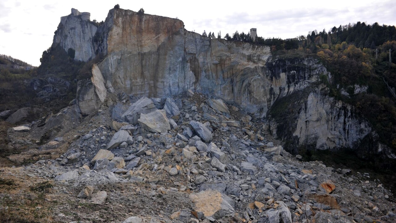 Riassumi questo titolo tra 55 e 65 caratteri Alluvione, proclamata la “Dichiarazione di Firenze per la riduzione del rischio di frana”