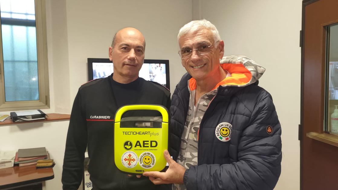 Riassumi questo titolo tra 55 e 65 caratteri Defibrillatori, “importante ricordarsi di sostituire le piastre”