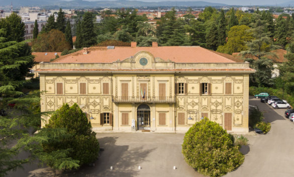 Ritorna il "Career Day" al campus di Arezzo, opportunità di lavoro per gli studenti.