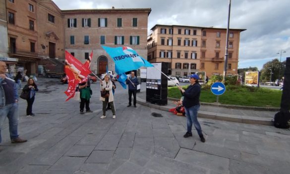 Sciopero dei dipendenti Lux per stipendi insufficienti.