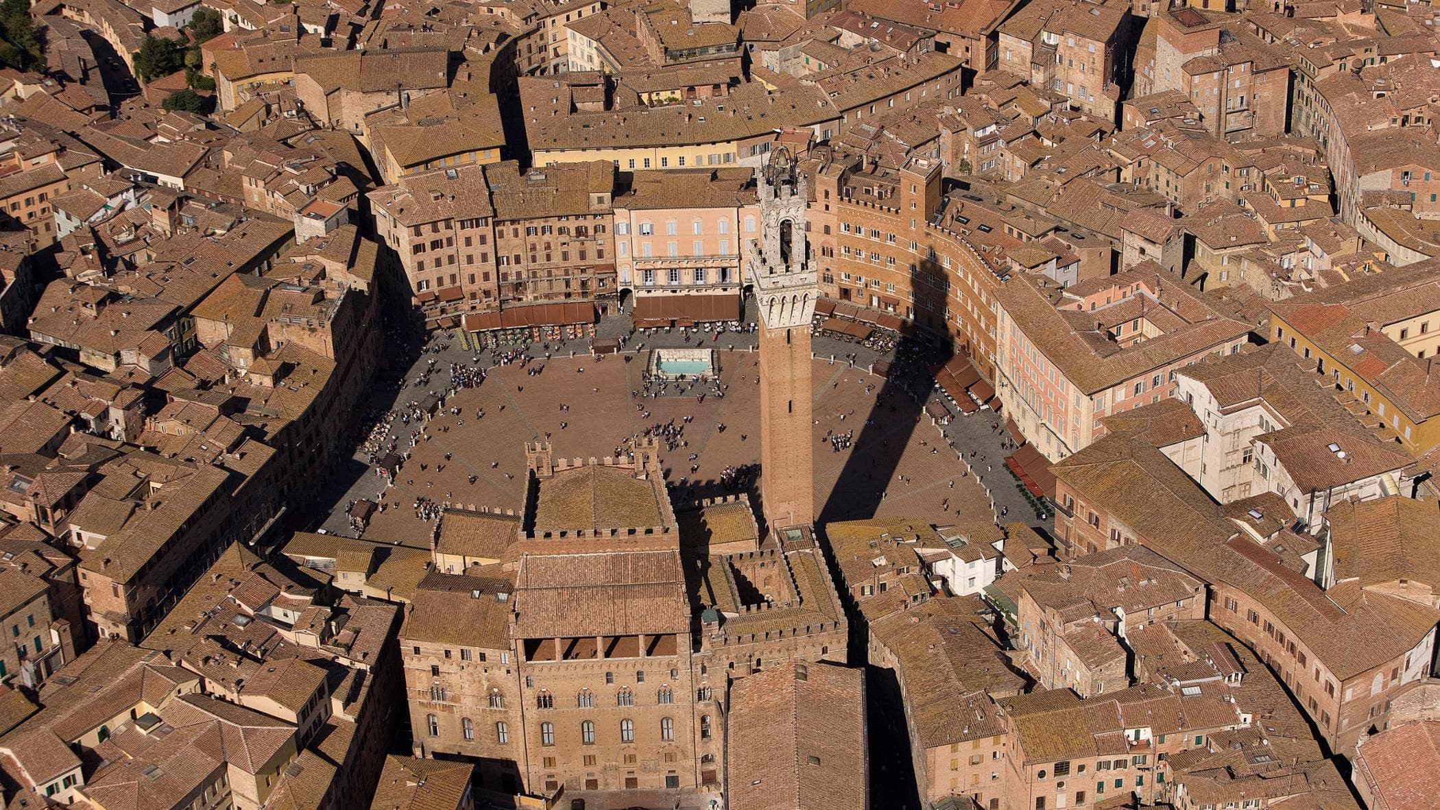 Siena garantisce tradizioni e radici cristiane