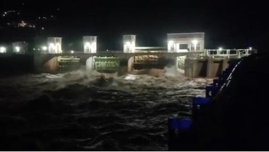 Situazione critica del fiume Serchio in Toscana, dramma alluvione e osservazione continua.