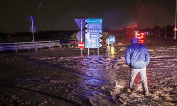 Toscana colpita dal maltempo, migliaia di famiglie senza energia.