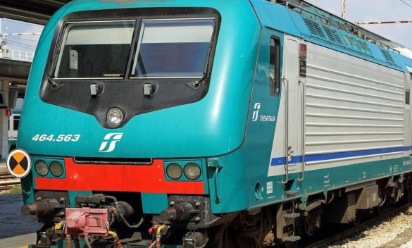 Uomo travolto da treno a Cascina, malore e paura nel vagone