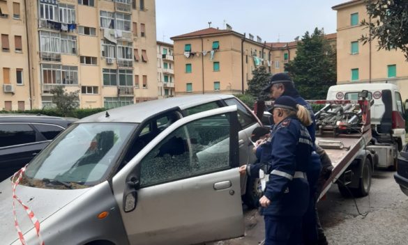 Veicoli abbandonati rimossi dai cortili di Casalp