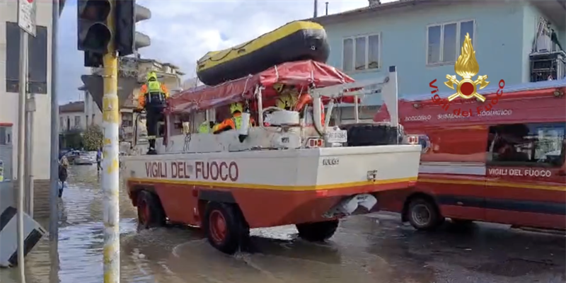 Video, Alluvione Toscana - Bilancio dei Vigili del Fuoco