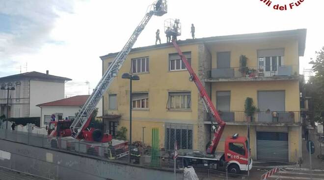 vigili del fuoco torre del lago