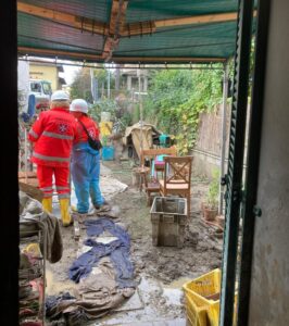 Volontari Cisom Siena agiscono in zona alluvionata - Il Cittadino Online