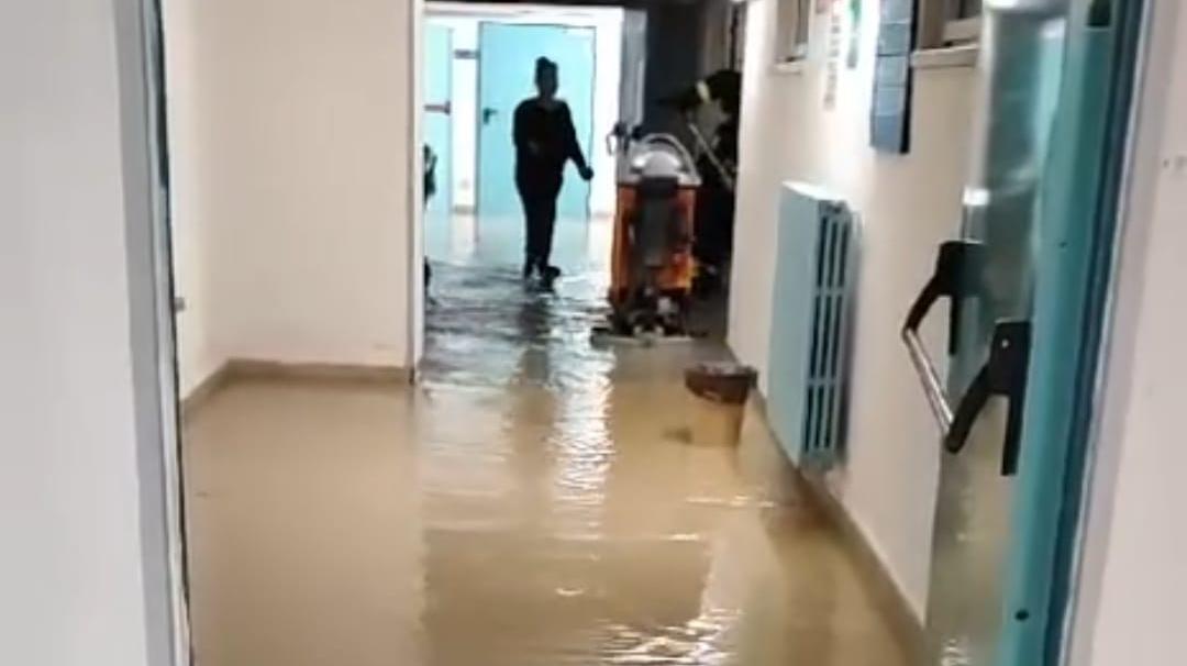 Zone della Toscana colpite dalla recente ondata di maltempo, ospedali allagati.