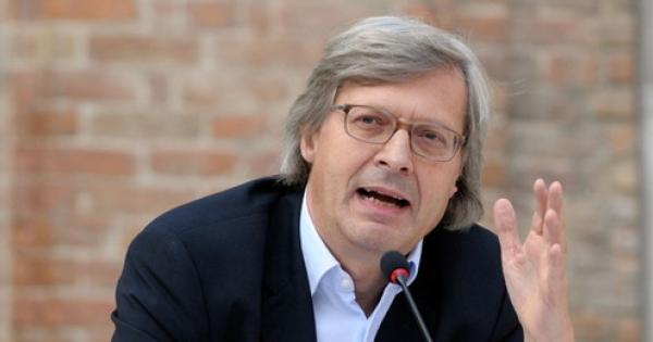 Sgarbi Indagato Per Furto Di Beni Culturali Per Caso Buriasco-Lucca