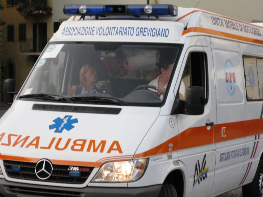 Incidente fra auto e motorino da cross: 14enne finisce in ospedale in codice giallo - Il Gazzettino del Chianti e delle colline fiorentine