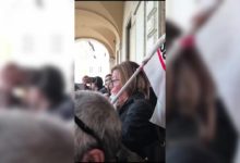 Livorno, il duro faccia a faccia tra studenti e presidente della Provincia: alla fine applausi per una alunna