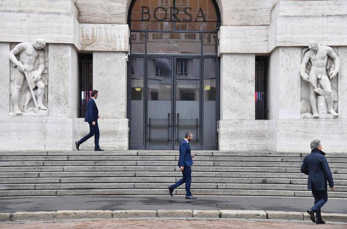 Borsa: l'Europa sale con le trimestrali, in recupero i bond