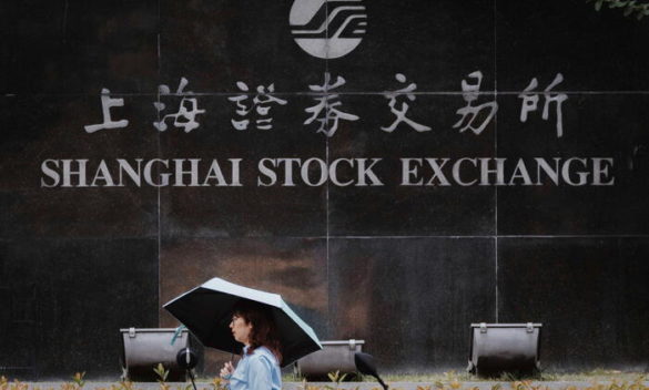 Borsa: Shanghai apre a +0,07%, Shenzhen a -0,13%