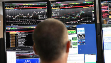Borsa: Europa cauta in vista di Wall Street, giù il petrolio