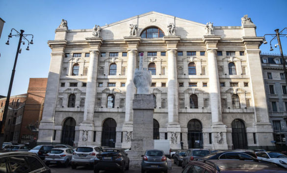 Borsa: Milano chiude in rialzo, +0,14%