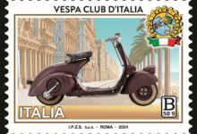 Un francobollo dedicato al mito e al club della Vespa