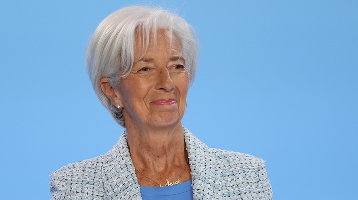 Lagarde, 'qualche dosso sulla strada ma inflazione in calo'