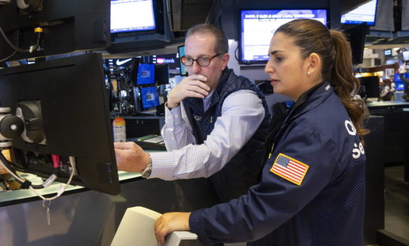 Wall Street apre in calo, Dj -0,56%, Nasdaq -0,28%