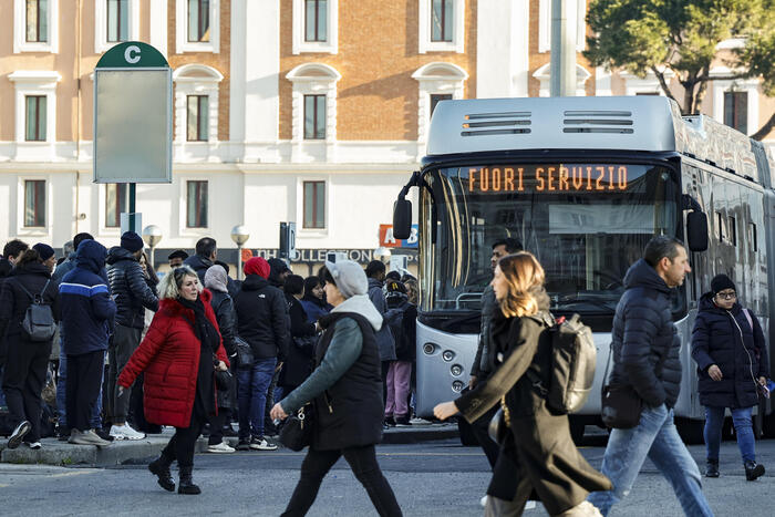 Istat, in Italia trasporto pubblico soddisfa solo a Milano