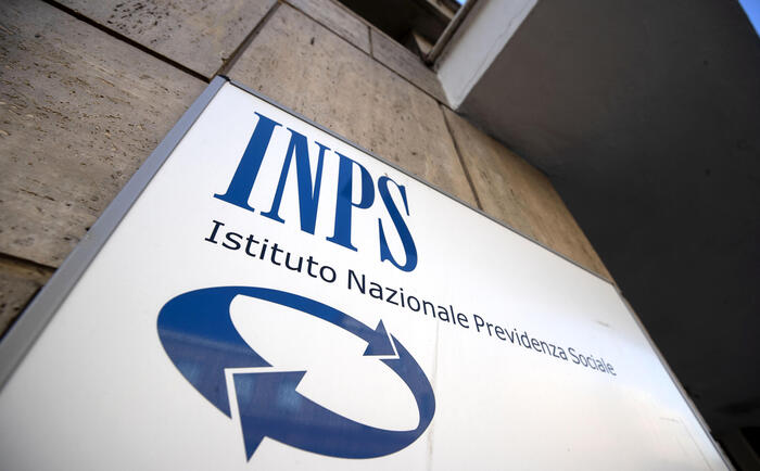 Inps, a luglio arriva la quattordicesima per i pensionati