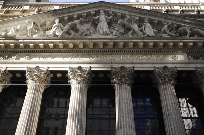 Wall Street apre contrastata, Dj -0,26%, Nasdaq +0,59%