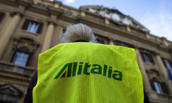 Uilt, da Alitalia procedura di licenziamento per 2200 lavoratori