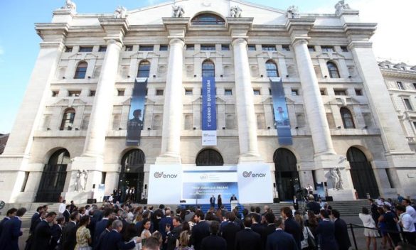 Borsa: Milano positiva (+0,68%), brillano Stm, Leonardo ed Eni