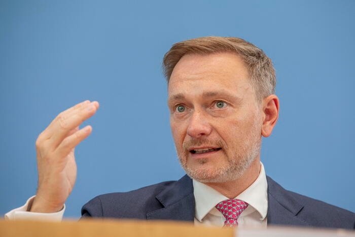 Lindner, in Ue non serve mutualizzazione debito pubblico