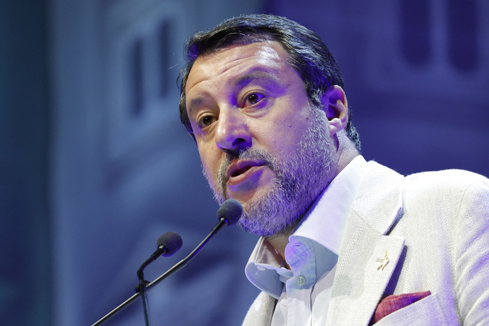 Salvini, 'no dell'Italia a qualsiasi nuova tassa su emissioni'