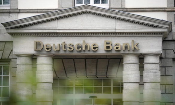 Deutsche Bank si sfila dalla partita su Commerzbank