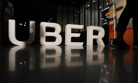 Ft, Uber ha valutato l'acquisizione di Expedia