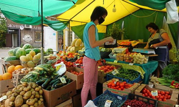 Confcommercio, economia ancora fragile, difficile Pil a +1%