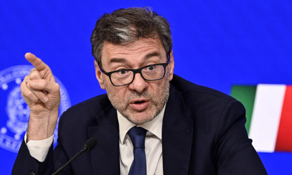 Giorgetti, 5.000 euro a lavoratori che si trasferiscono