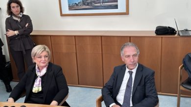 Calderone, 'anche con vendita ex Ilva sarà tutelata occupazione'