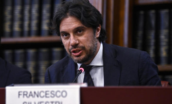 Silvestri (M5s), sugli extraprofitti presa in giro inaccettabile