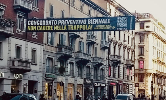 Striscioni a Milano contro concordato biennale, 'una trappola'