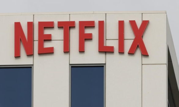 Netflix alza i prezzi in Italia, insorgono i consumatori