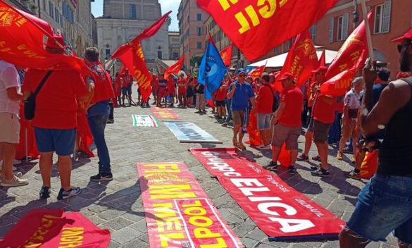 Al via lo sciopero dell'automotive, metalmeccanici in piazza